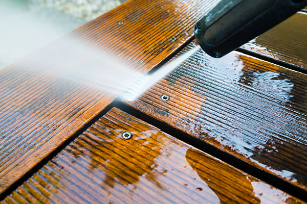 Pressurewashing articles